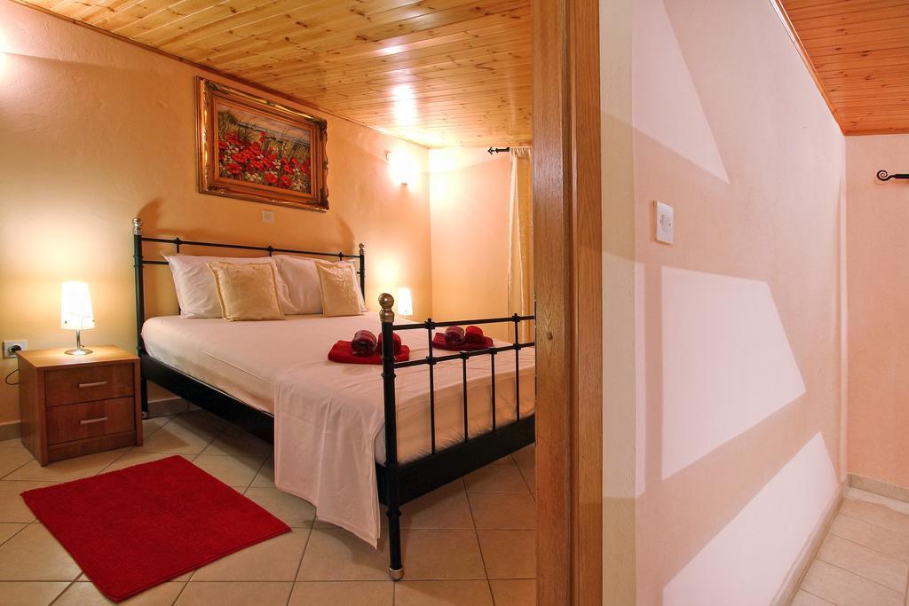 Holiday Home Marko Фунтана Экстерьер фото